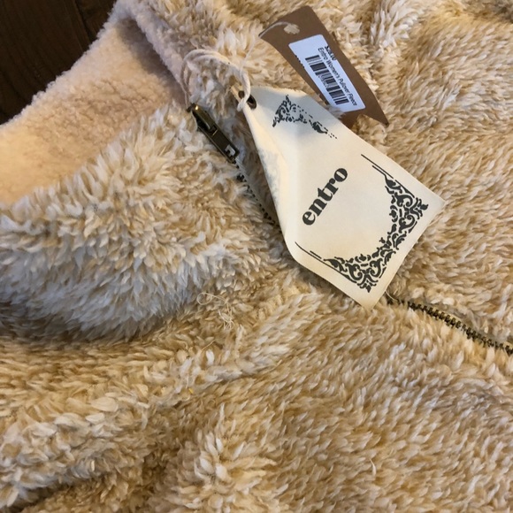 Entro half zip pullover - Picture 2 of 8